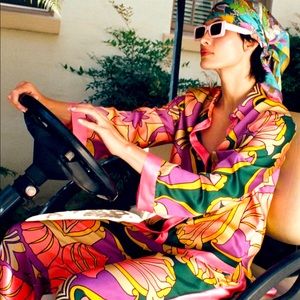 Zara silky Pucci esque print lounge pants. Size small. Worn twice! In Italy.